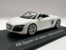 Audi Dealership 1/43 R8 Spyder