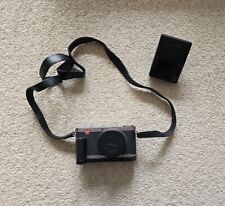  Leica X1 Camera - Great camera in working condition!
