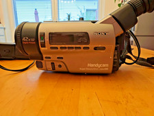 Sony CCD-TR3100E Hi8 / Video8 - video camera camcorder - retro fully functional