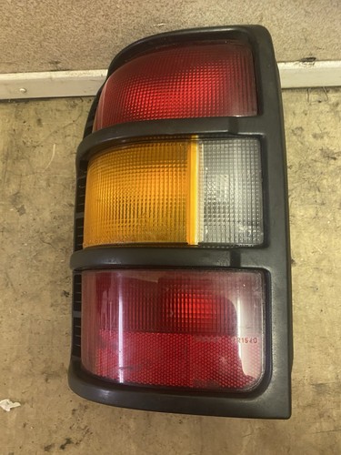 Mitsubishi pajero rear light - ,