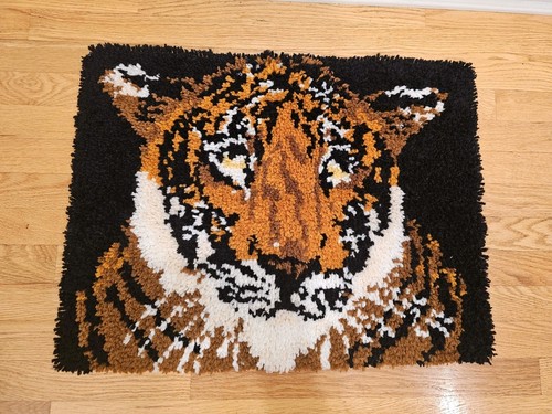 Vintage handmade mcm tiger - ,