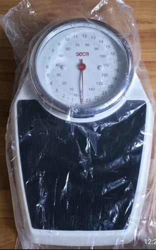 Bathroom scale seca - bathroom,