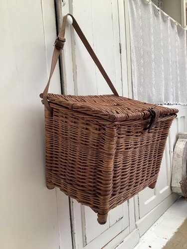 Lrg vintage wicker - ~lrg,