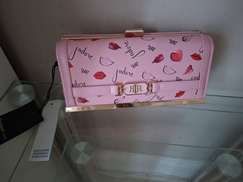 River island large - river,