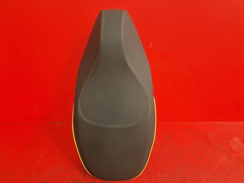 Vespa elettrica front seat - vespa,