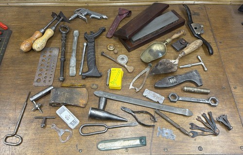 Collection vintage tools - of,