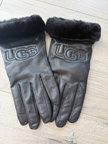 Nwot women ugg - women's,