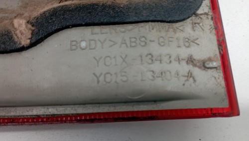 Yc1x13n004a rear lamp - rear, rh