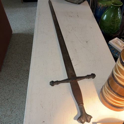 Broad sword unusual design - unusual,