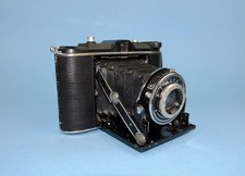 Rare pre-WW2 Agfa Isolette folding camera (Original model). Apotar f/4.5 lens.