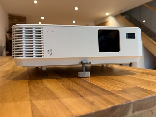 Nec v302h full 1080p 3d - 1080p,