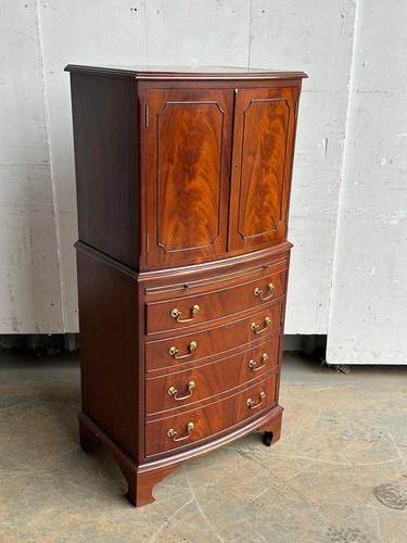 Small george iii - iii, style