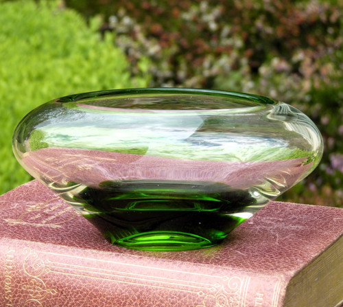Murano glass vase green