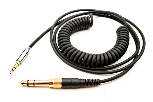 Coiled spring audio cable - cable, for