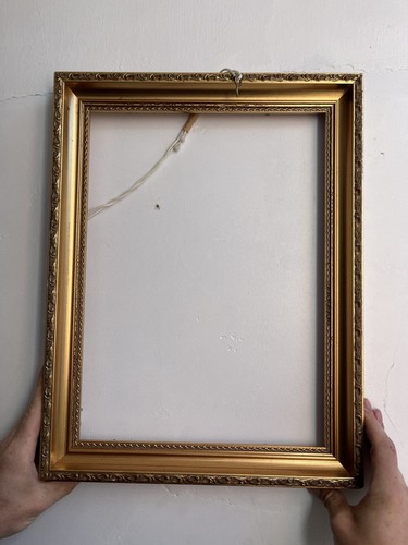 Lovely wooden gold gilt ornate - wooden,