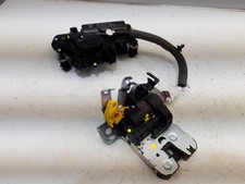 GENUINE 2018 AUDI A5 Q5 SOFT CLOSE BOOT LOCK AND ACTUATOR 3V5.827.887.B