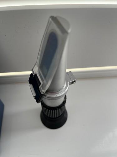 Brix refractometer with atc - brix,