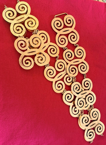 Chanel signed gold tone metal - chanel,