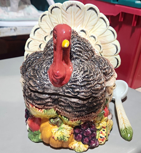 Thanksgiving turkey tureen - turkey,