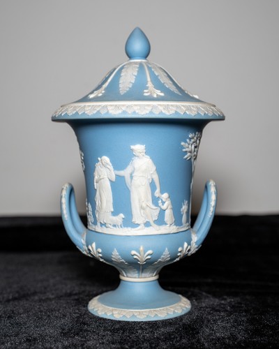 Antique wedgwood jasper ware - wedgwood,