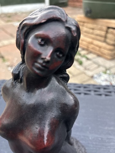 Female nude figure kneeling - nude,