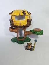 Hasbro Star Wars 2014 Galactic Heroes Ewok Village Tree House And Figure.