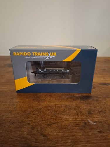 Rapido trains 928001 secr - rapido,