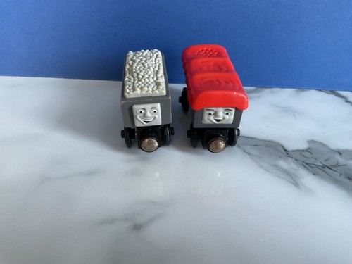Thomas the tank engine - tank, wooden