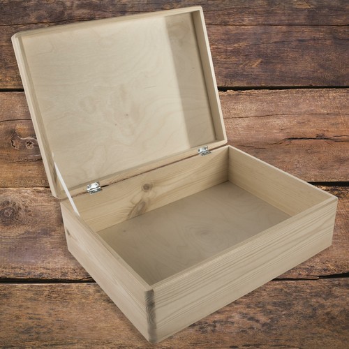 Wooden box with - lid, 40