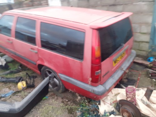 Volvo 850 estate turbo - t5,