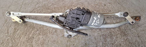 Passat front windscreen - front,