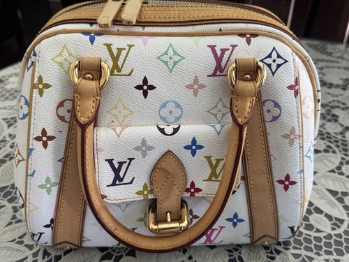 Authentic louis vuitton - vuitton, white