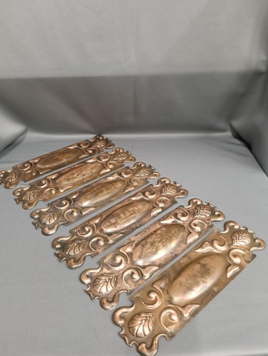 Aged brass embossed finger - brass,