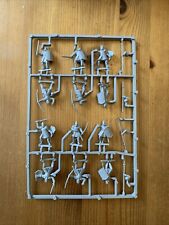 Lord Of The Rings / Warhammer - 12x Men Of Gondor / On Sprue / LOTR