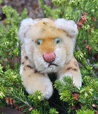 Beautiful Small 6.5" Old