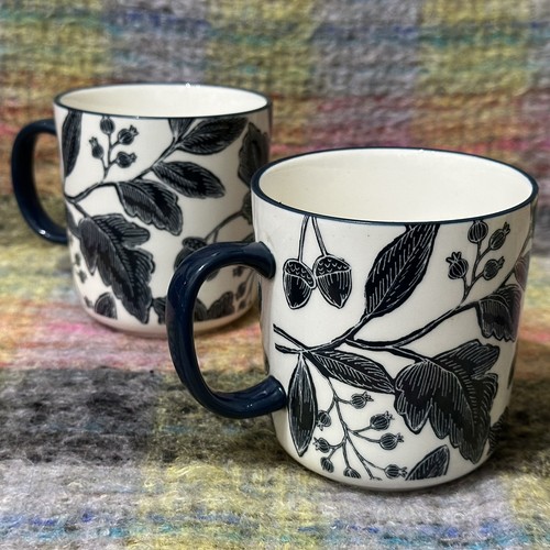 Habitat floral navy - floral, &