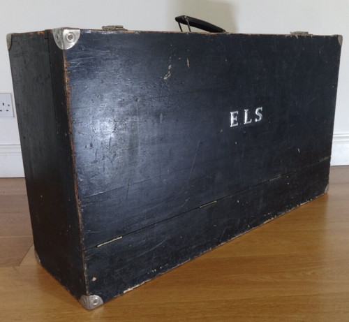 Vintage carpenters tool box - carpenters,