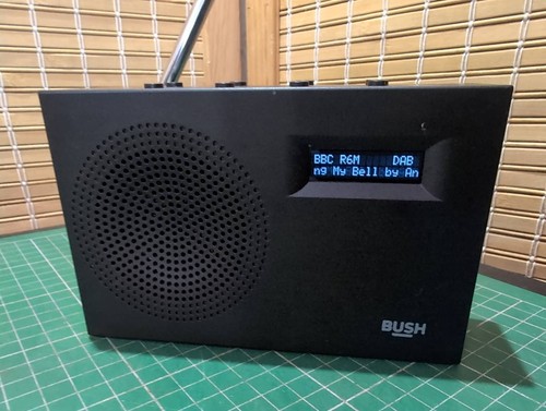 Bush 1709 portable dab - bush, bd-1709