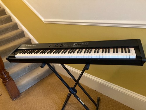 Roland rd300 electric - sx,