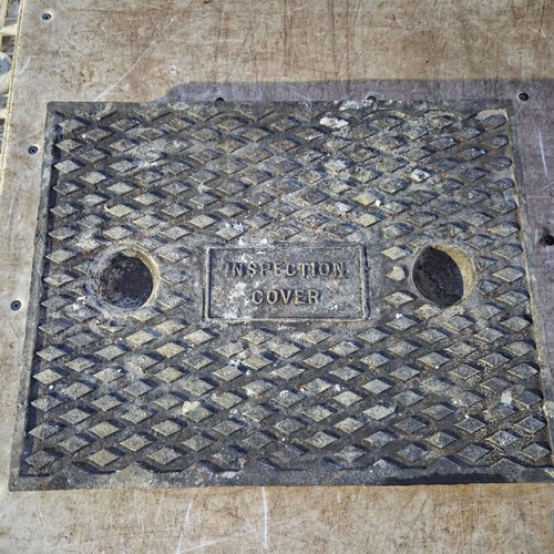 Cast iron manhole cover - cast, 635mm