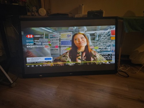 With wall bracket - 50", tv