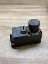 357862257   central locking vacuum pump volkswagen golf ii