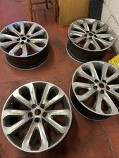 Range Rover 20 Inc Alloy