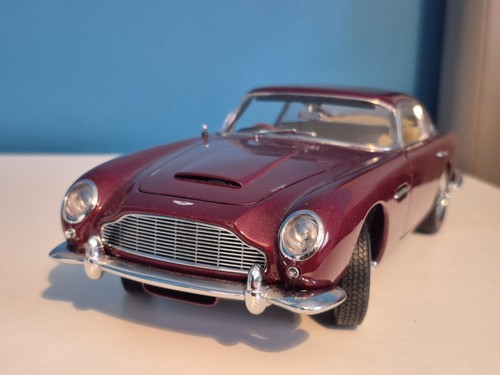 Autoart aston martin db5 - autoart,