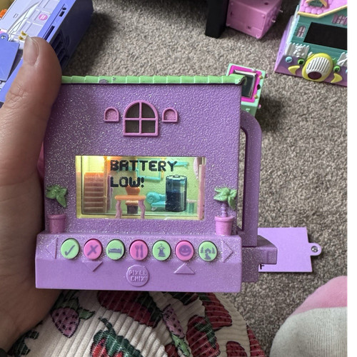 Pixel chix - chix,
