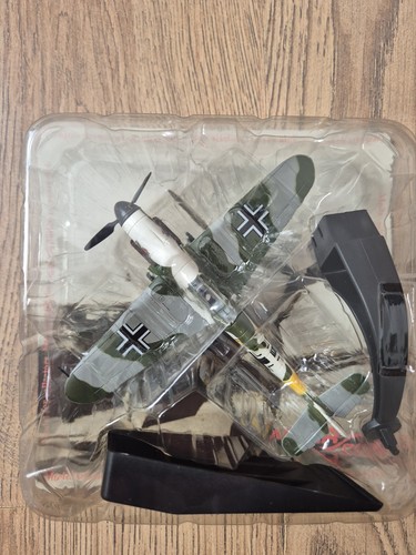 Diecast model military - model,