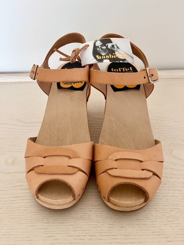 Swedish hasbeens natural tan - swedish,