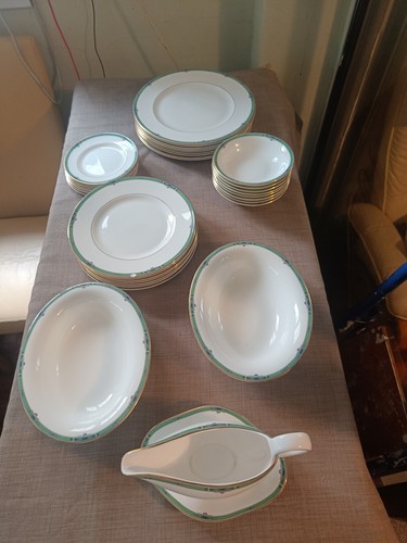 Wedgwood jade 1991 dinner - jade,