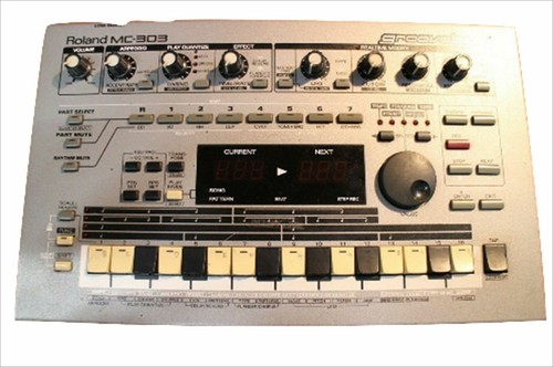 Used roland 303 groovebox - used, mc-303