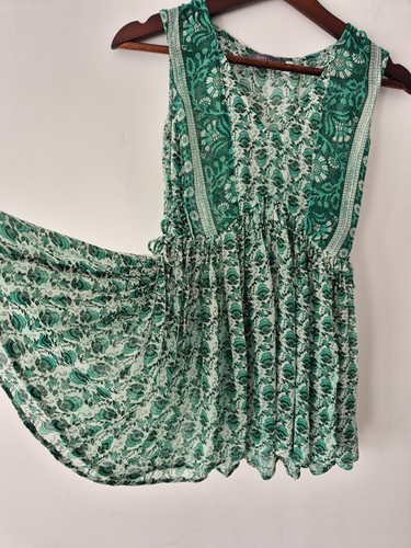 Mint velvet romantic floral - velvet,